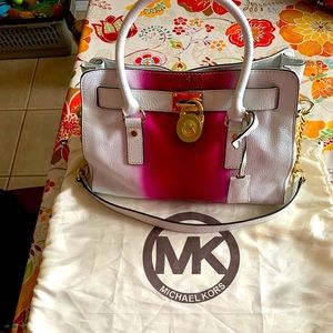 Michael kors purse with dust bag